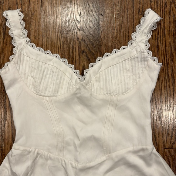 House of CB Tilly white pin tuck mini dress size large. - Picture 2 of 8